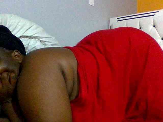 Bursty-Monique webcam