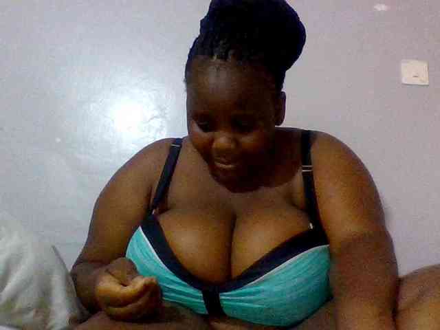 Bursty-Monique webcam