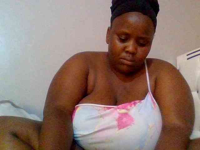 Bursty-Monique webcam