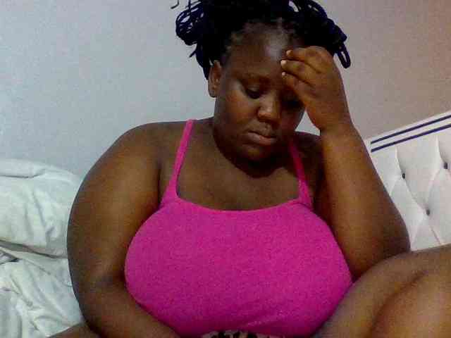 Bursty-Monique webcam