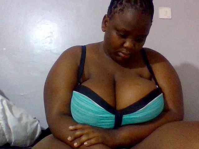 Bursty-Monique webcam