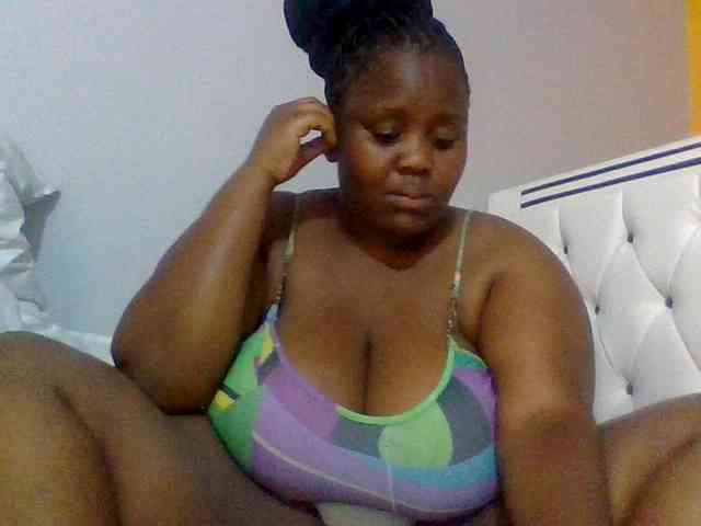 Bursty-Monique webcam