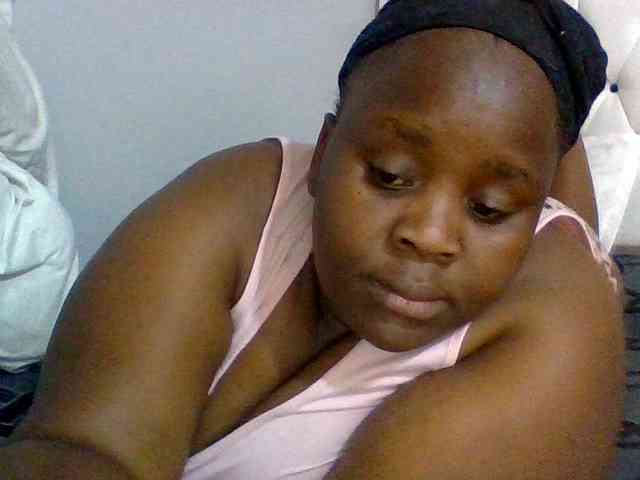 Bursty-Monique webcam