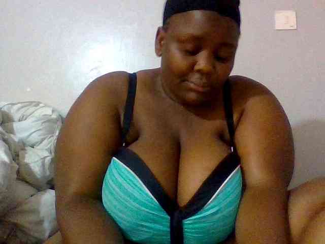 Bursty-Monique webcam