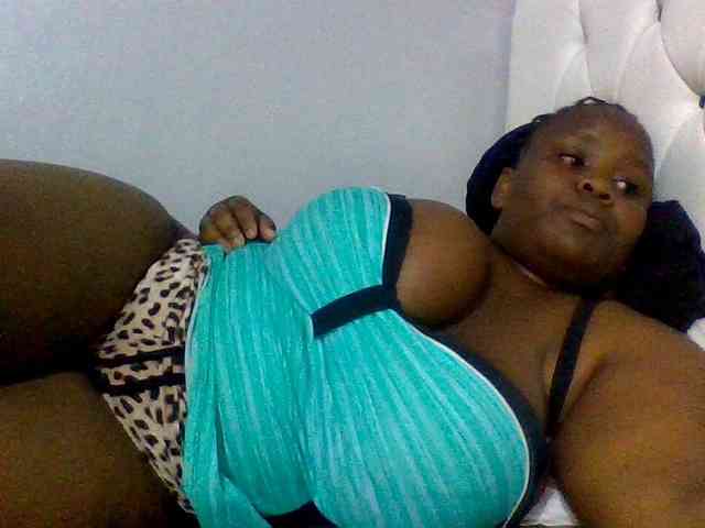 Bursty-Monique webcam