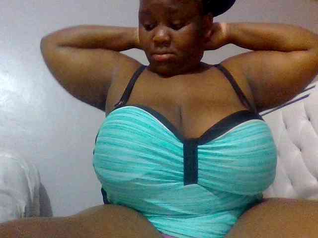 Bursty-Monique webcam