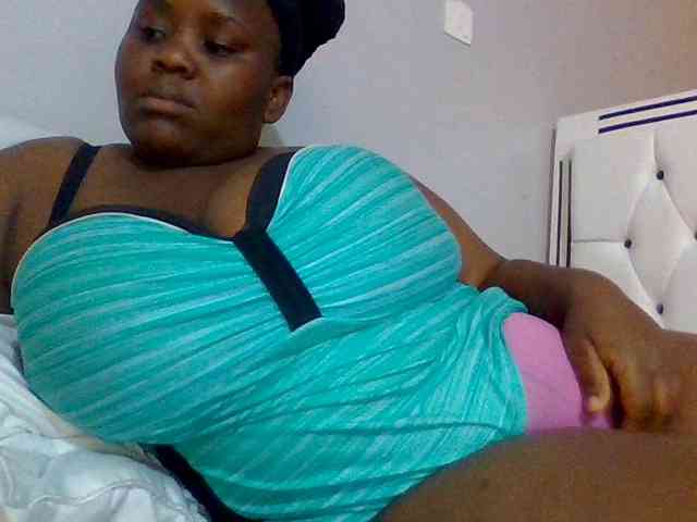 Bursty-Monique webcam