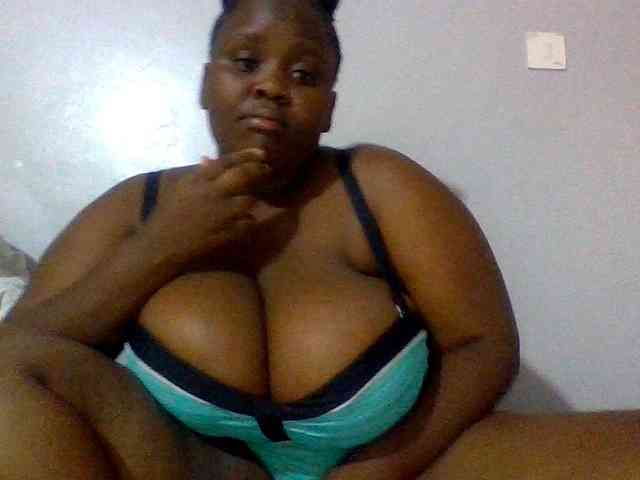 Bursty-Monique webcam