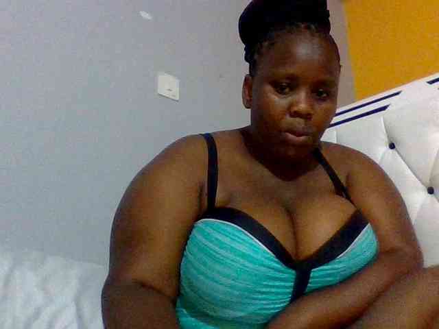Bursty-Monique webcam