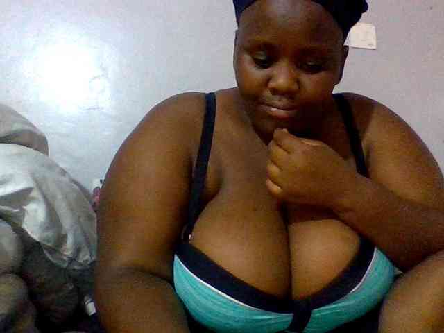 Bursty-Monique webcam