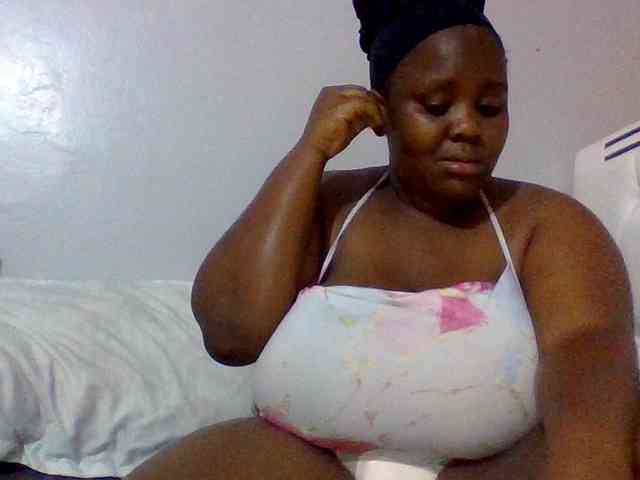 Bursty-Monique webcam