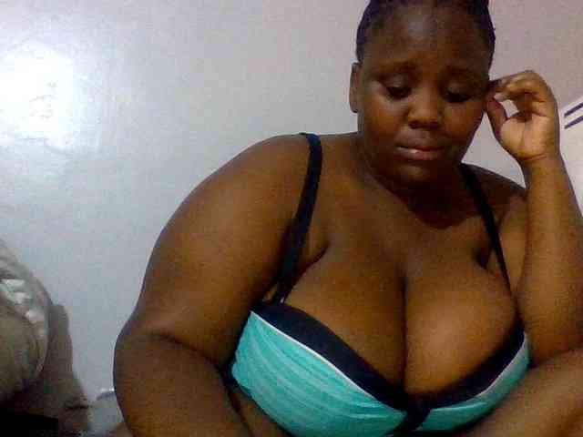 Bursty-Monique webcam