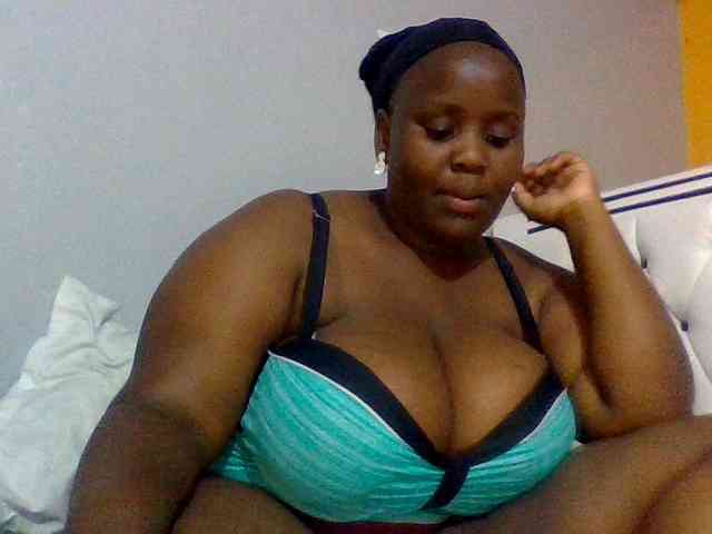 Bursty-Monique Bursty-Monique