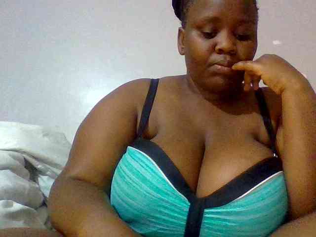 Bursty-Monique webcam