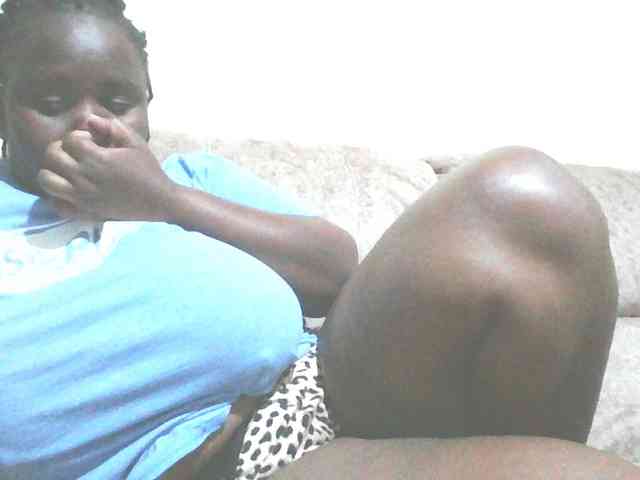 Bursty-Monique webcam