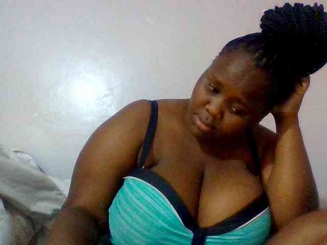 Bursty-Monique webcam