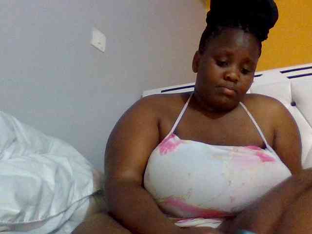Bursty-Monique webcam
