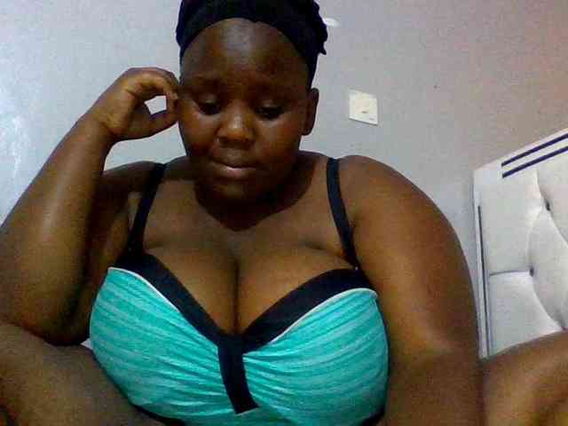 Bursty-Monique webcam
