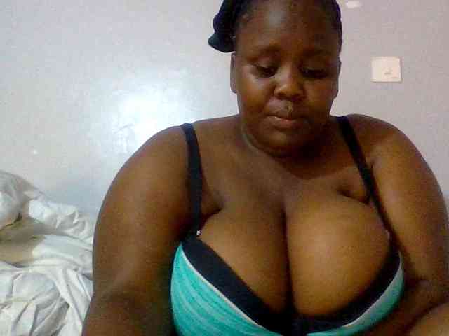 Bursty-Monique webcam