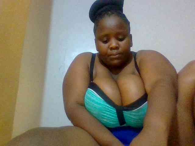 Bursty-Monique webcam