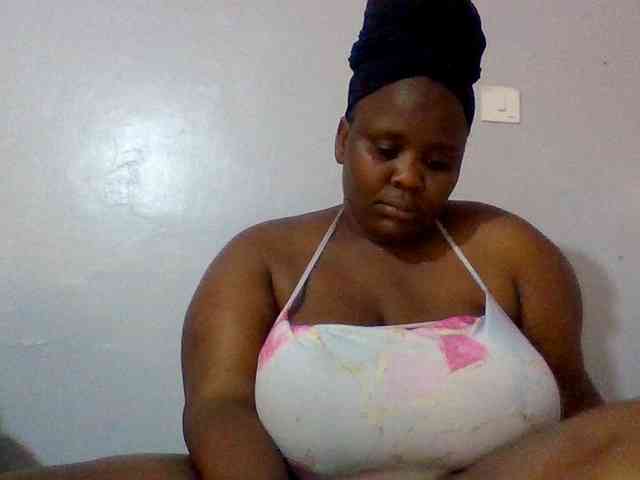 Bursty-Monique webcam