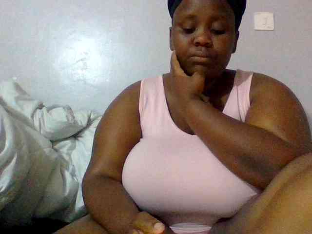 Bursty-Monique webcam