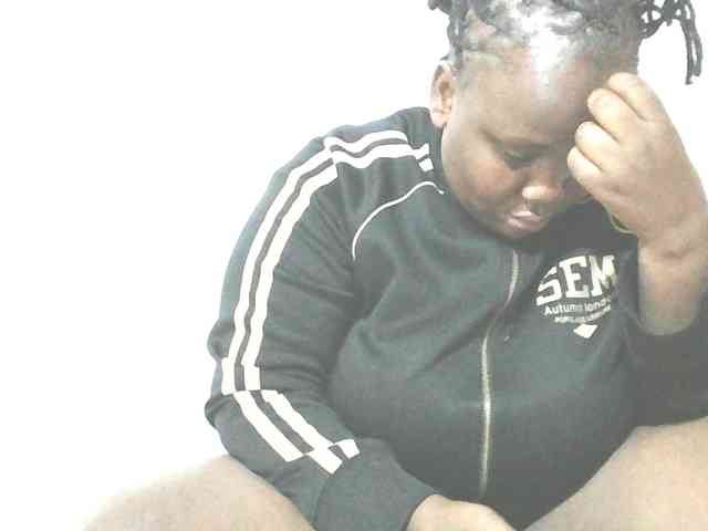 Bursty-Monique webcam
