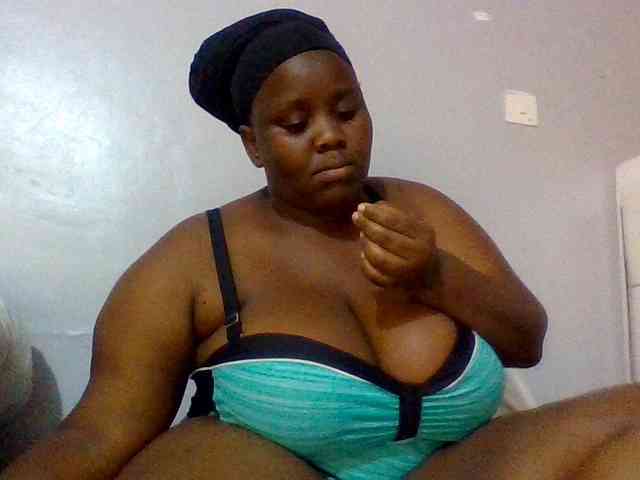 Bursty-Monique webcam