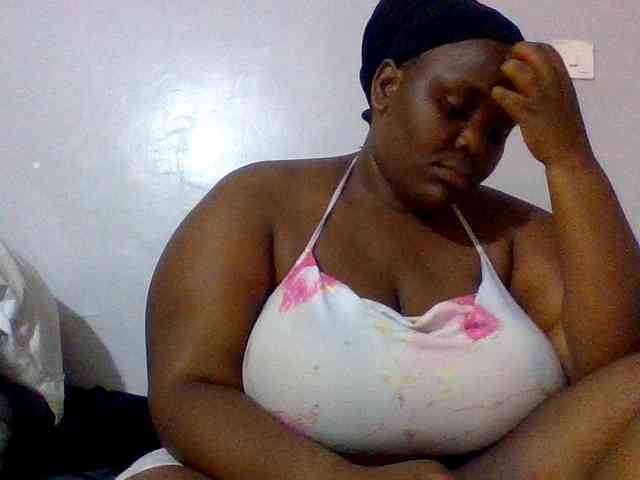 Bursty-Monique webcam