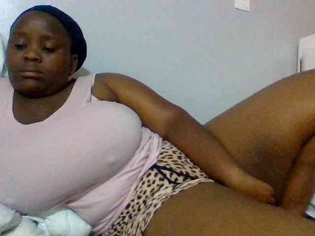 Bursty-Monique webcam