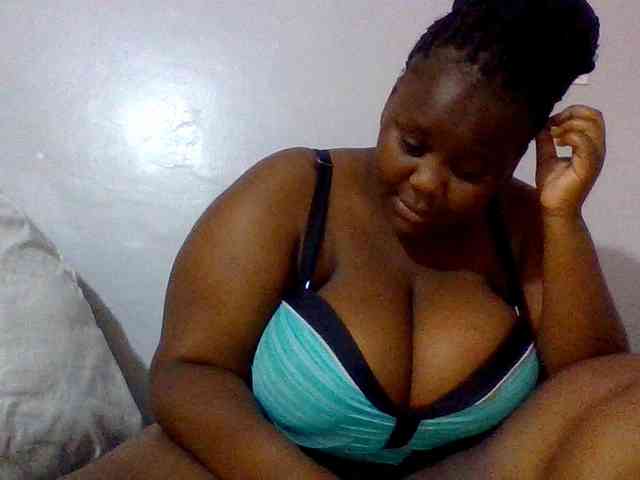 Bursty-Monique webcam