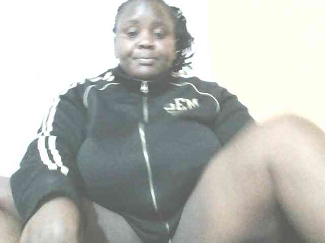 Bursty-Monique webcam