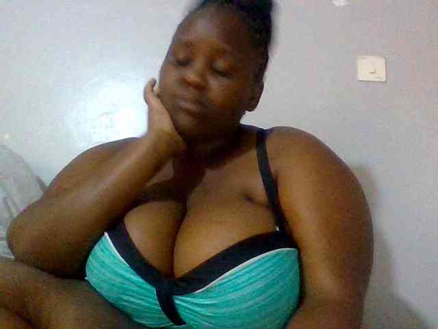 Bursty-Monique webcam