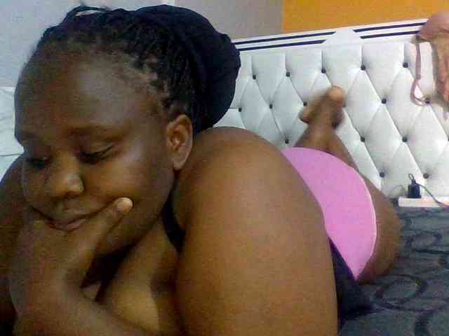 Bursty-Monique webcam