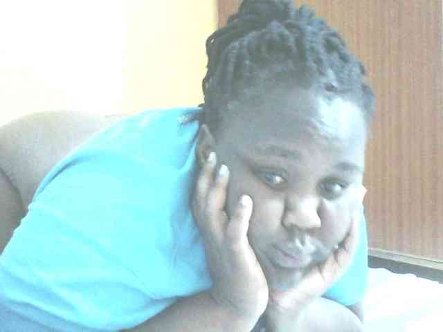 Bursty-Monique webcam