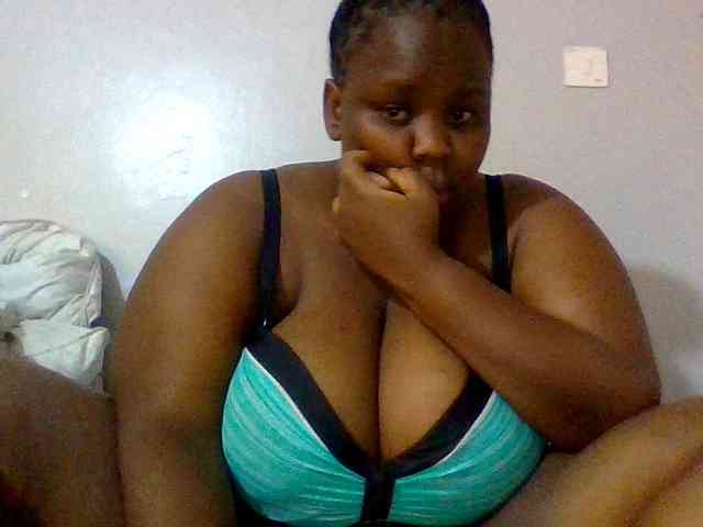 Bursty-Monique webcam