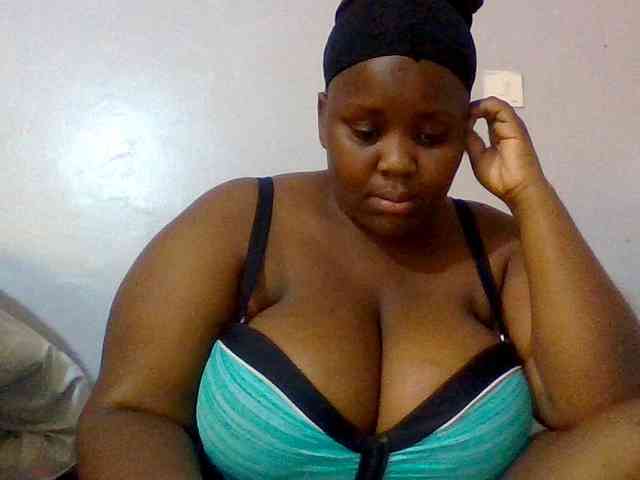 Bursty-Monique webcam