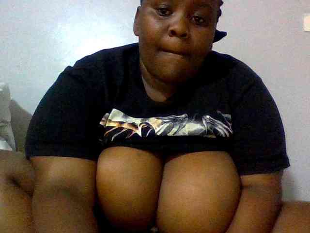 Bursty-Monique webcam