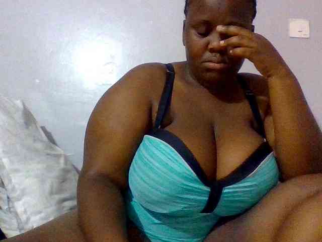 Bursty-Monique Bursty-Monique