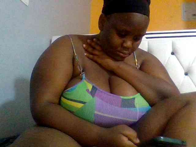 Bursty-Monique webcam