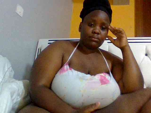 Bursty-Monique webcam