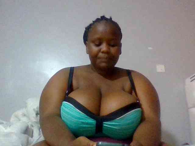 Bursty-Monique webcam