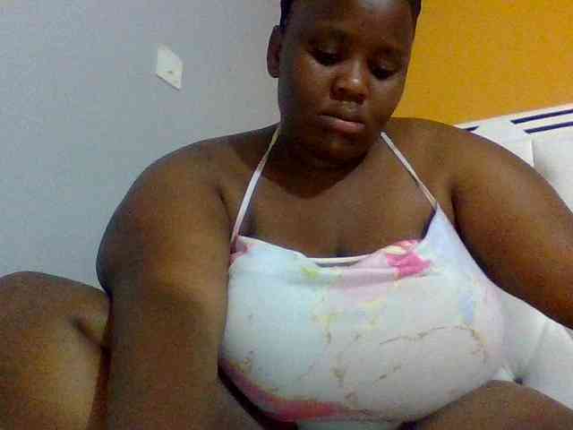 Bursty-Monique webcam