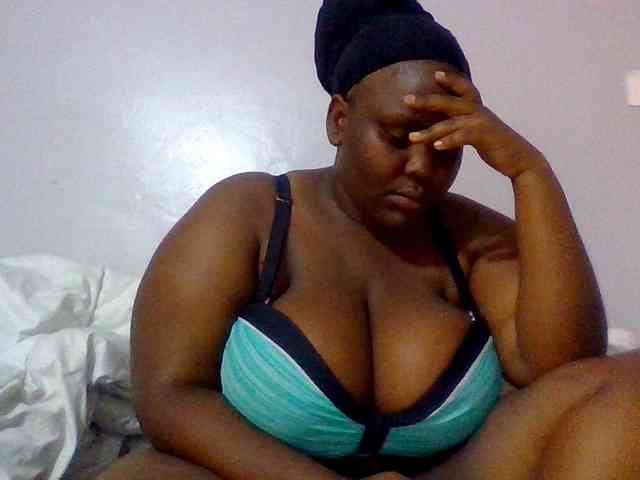 Bursty-Monique Bursty-Monique