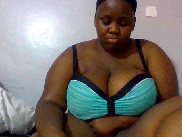 Bursty-Monique webcam