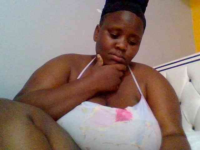Bursty-Monique webcam