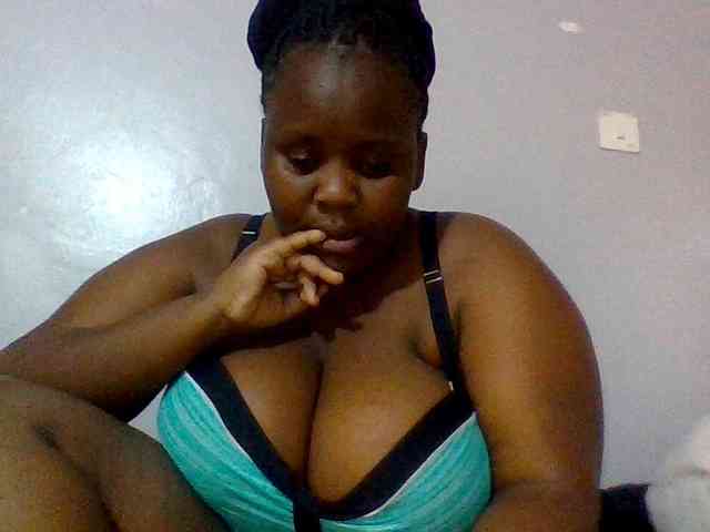 Bursty-Monique webcam