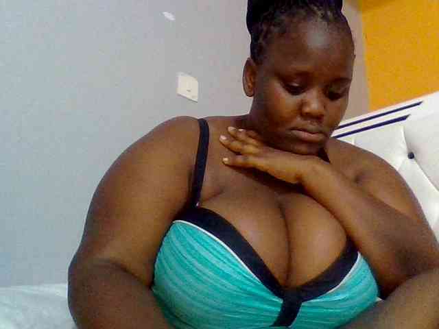 Bursty-Monique webcam