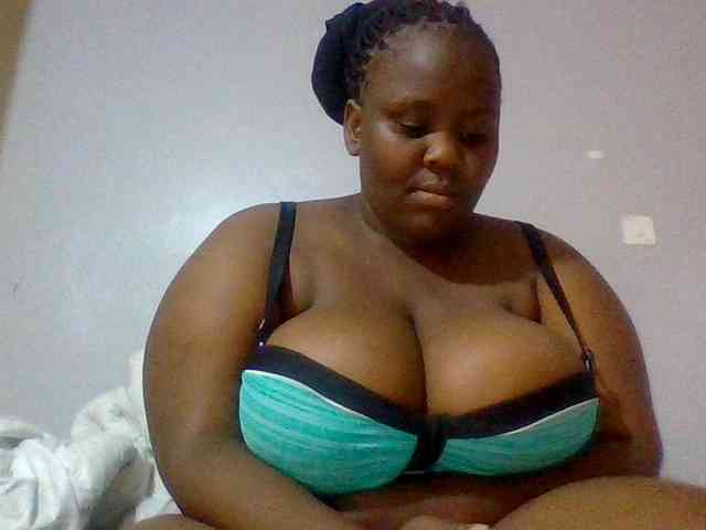 Bursty-Monique webcam