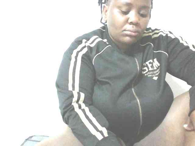 Bursty-Monique webcam